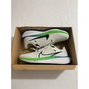 New Men’s Size 12.5 - Nike Air Zoom Pegasus 40 Platinum Tint Green DV3853 006